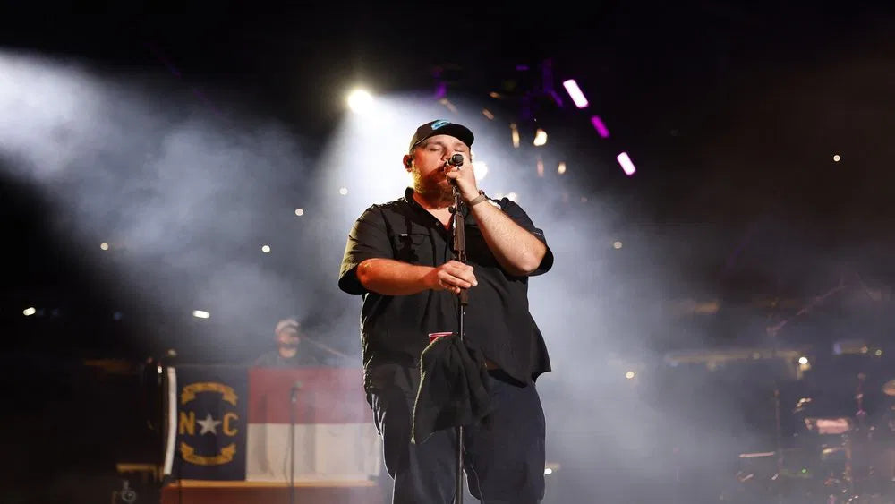 Luke Combs: Dive Bars to Country Star (2025) NEW