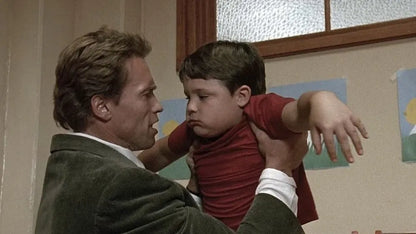 Kindergarten Cop (1990) 24 HS SALE