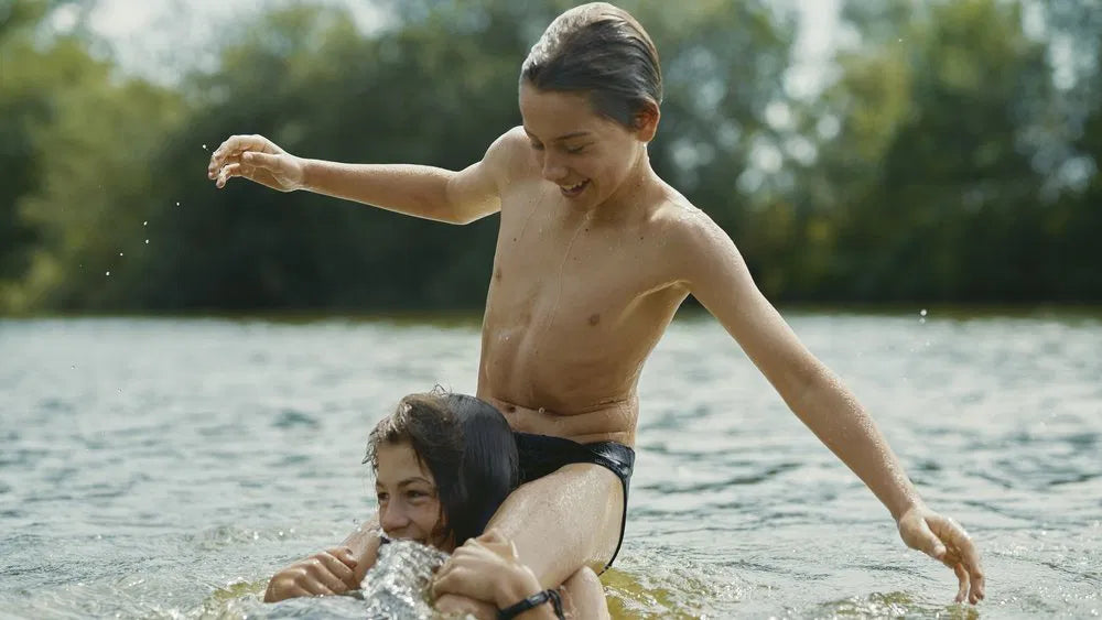 Young Hearts (2024) NEW - digital blockbuster