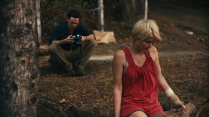 Monsters (2010) NEW